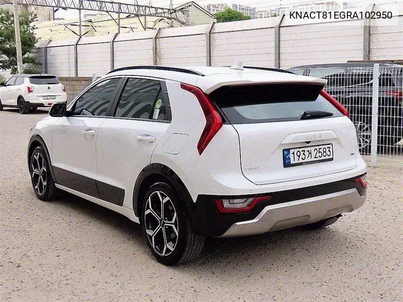 Dail New Niro Signature VIN: KNACT81EGRA102950 Lot: 39641737