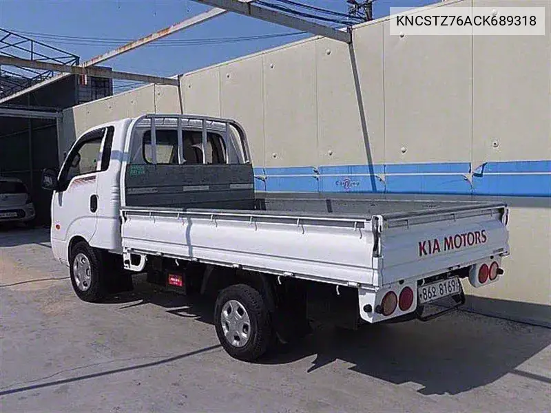 Bongo Iii Cargo (Cargo) Truck 1 Ton King Cap Crdi VIN: KNCSTZ76ACK689318 Lot: 39631041