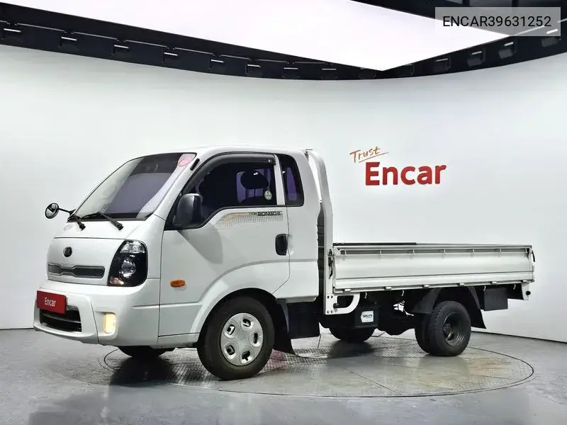 Bongo Iii Cargo (Cargo) Truck 1 Ton King Cap Crdi VIN: ENCAR39631252 Lot: 39631252