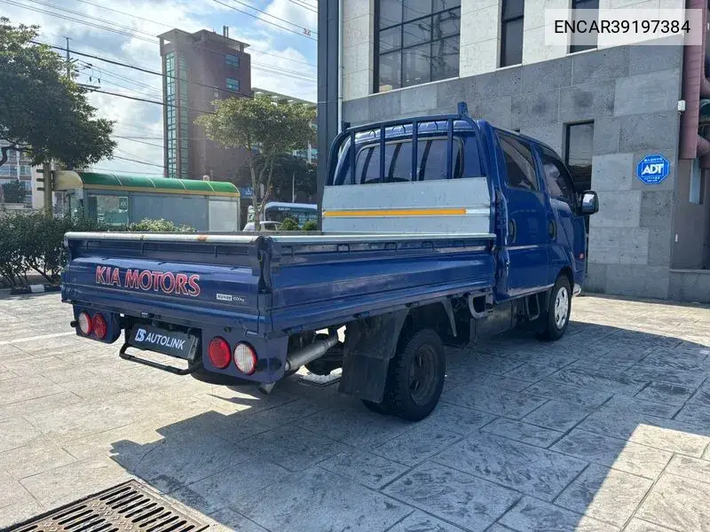 Bongo Iii Cargo (Cargo) Truck 1 Ton Double Cap Crdi VIN: ENCAR39197384 Lot: 39197384