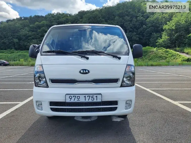 Bongo Iii Cargo (Cargo) Truck 1 Ton King Cap Crdi VIN: ENCAR39975213 Lot: 39975213