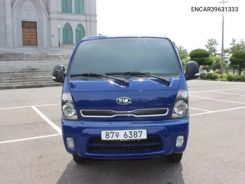 Bongo Iii Cargo (Cargo) Truck 1 Ton 4Wd Double Cap VIN: ENCAR39631333 Lot: 39631333