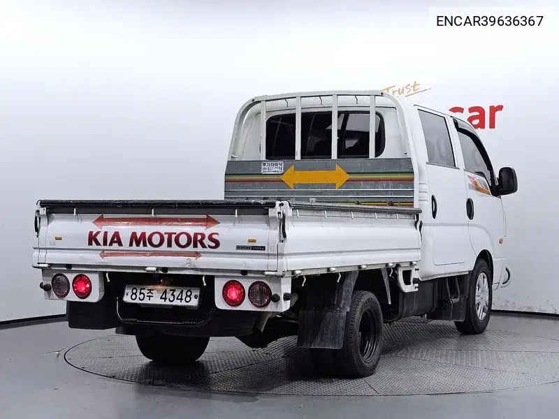 Bongo Iii Cargo (Cargo) Truck 1 Ton Double Cap Crdi VIN: ENCAR39636367 Lot: 39636367