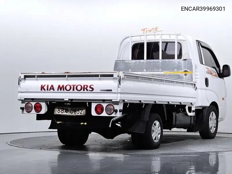 Bongo Iii Cargo (Cargo) Truck 1 Ton King Cap Crdi VIN: ENCAR39969301 Lot: 39969301