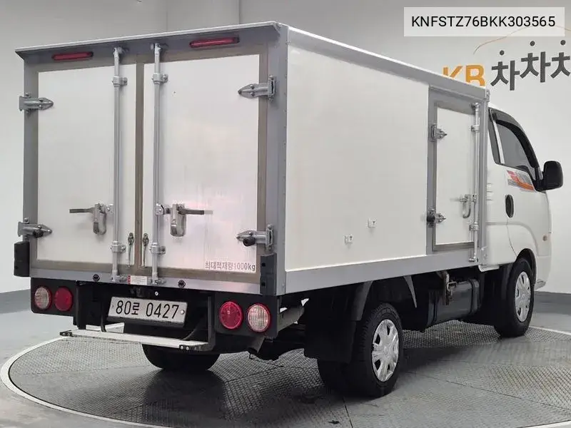 Bongo Iii Iii Low Embedding Tower 1 Ton King Cap Crdi VIN: KNFSTZ76BKK303565 Lot: 39634043