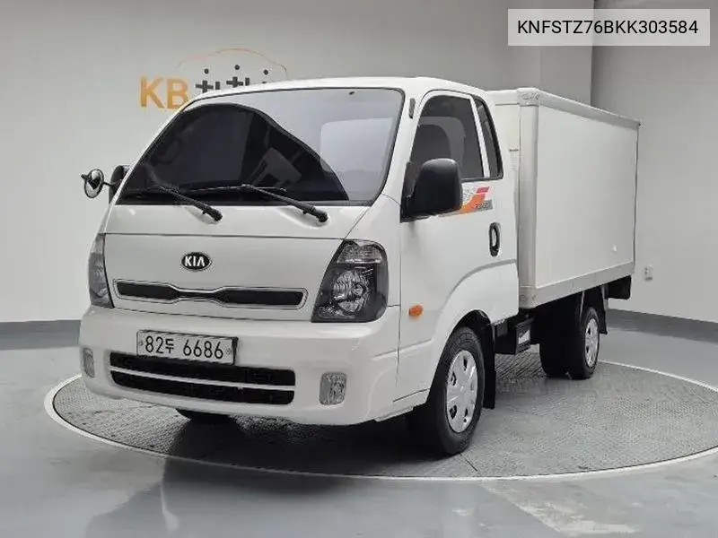 Bongo Iii Iii Low Embedding Tower 1 Ton King Cap Crdi VIN: KNFSTZ76BKK303584 Lot: 39634056