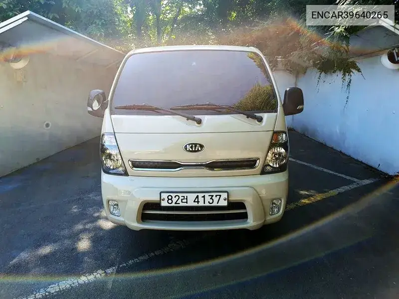 Bongo Iii Power Gate 1 Ton Standard Cap Crdi VIN: ENCAR39640265 Lot: 39640265