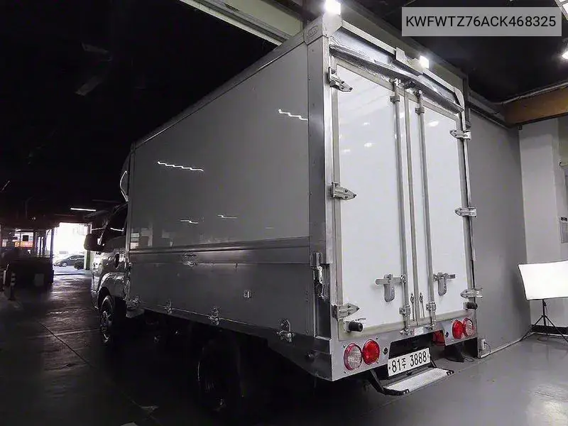 The New Bongo Iii Wing Body 1.2 Ton King Cap VIN: KWFWTZ76ACK468325 Lot: 39629110
