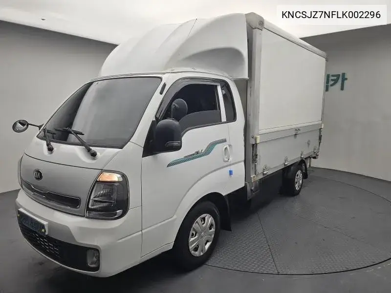 The New Bongo Iii Wing Body Power Gate 1 Ton King Cap Ev VIN: KNCSJZ7NFLK002296 Lot: 39977079