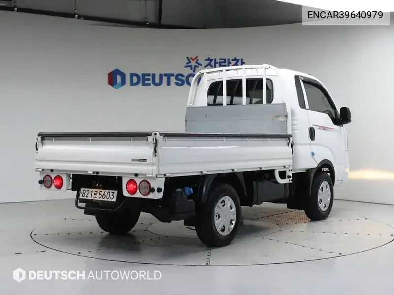 The New Bongo Iii Cargo (Cargo) Truck 1 Ton 4Wd King Cap VIN: ENCAR39640979 Lot: 39640979