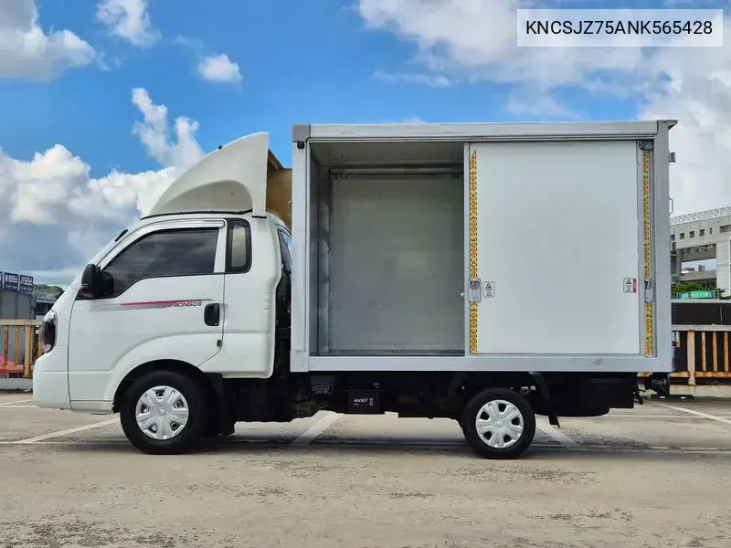 The New Bongo Iii Exs (High) Early Tower 1 Ton King Cap Lpg VIN: KNCSJZ75ANK565428 Lot: 39975781