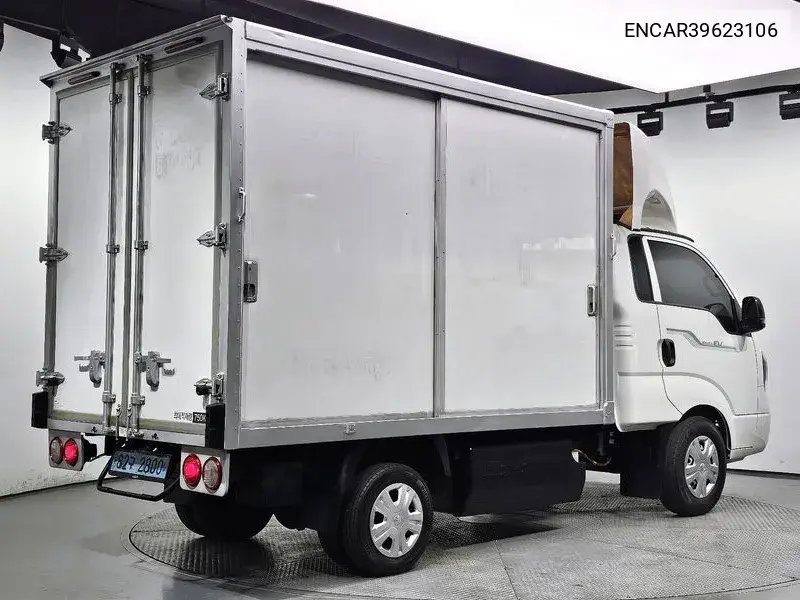 The New Bongo Iii Exs (High) Early Tower 1 Ton King Cap Ev VIN: ENCAR39623106 Lot: 39623106