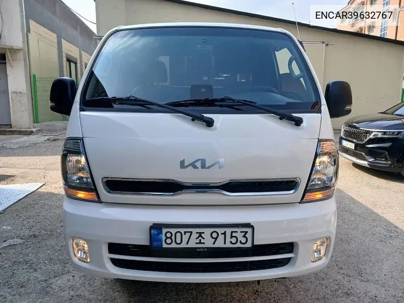 Bongo Iii Cargo (Cargo) Truck 1 Ton 4Wd King Cap VIN: ENCAR39632767 Lot: 39632767