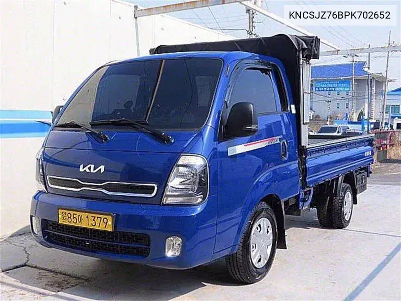 The New Bongo Iii Cargo (Cargo) Truck 1 Ton King Cap VIN: KNCSJZ76BPK702652 Lot: 39643591