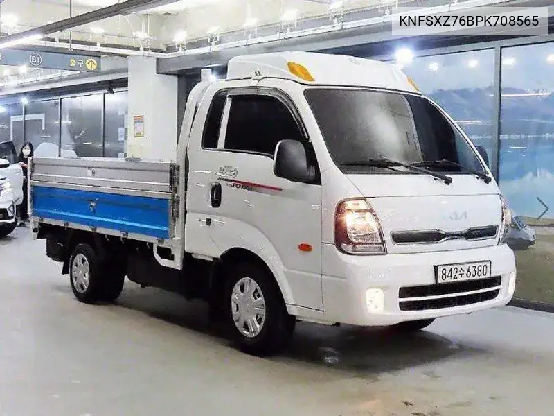 The New Bongo Iii Trans/Wide Power Gate 1 Ton King Cap VIN: KNFSXZ76BPK708565 Lot: 39981571