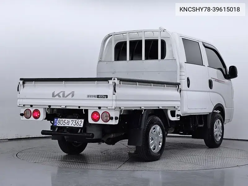 The New Bongo Iii Cargo (Cargo) Truck 1 Ton 4Wd Double Cap Lpg VIN: KNCSHY78-39615018 Lot: 39615018