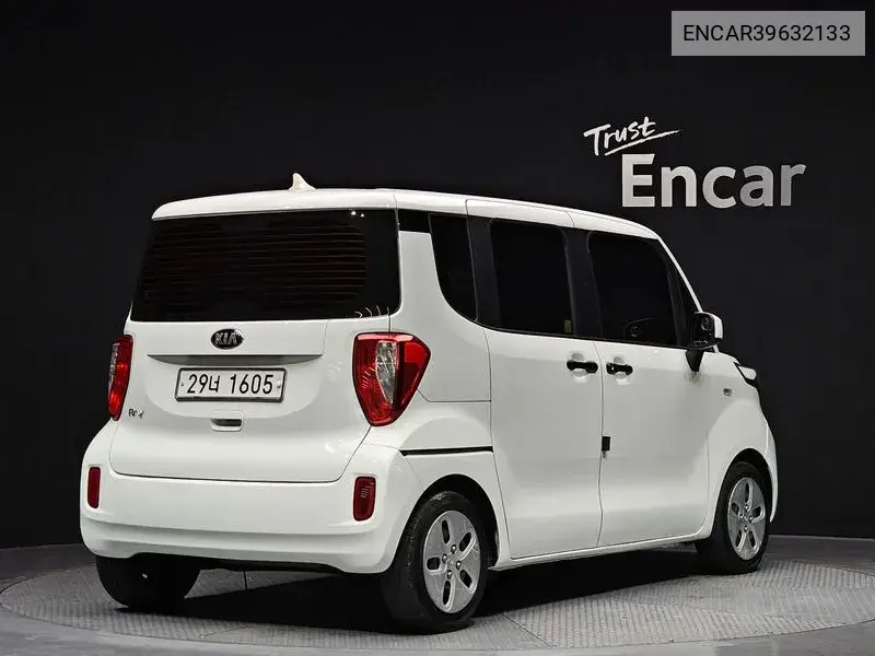 Ray Van VIN: ENCAR39632133 Lot: 39632133