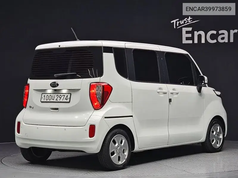 Ray Deluxe VIN: ENCAR39973859 Lot: 39973859