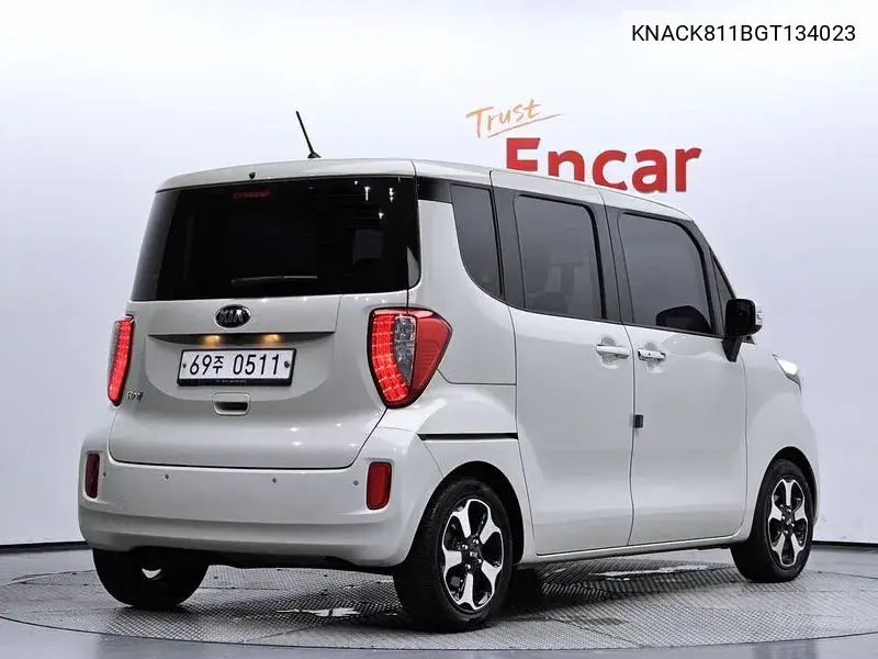 Ray Prestige VIN: KNACK811BGT134023 Lot: 40022303