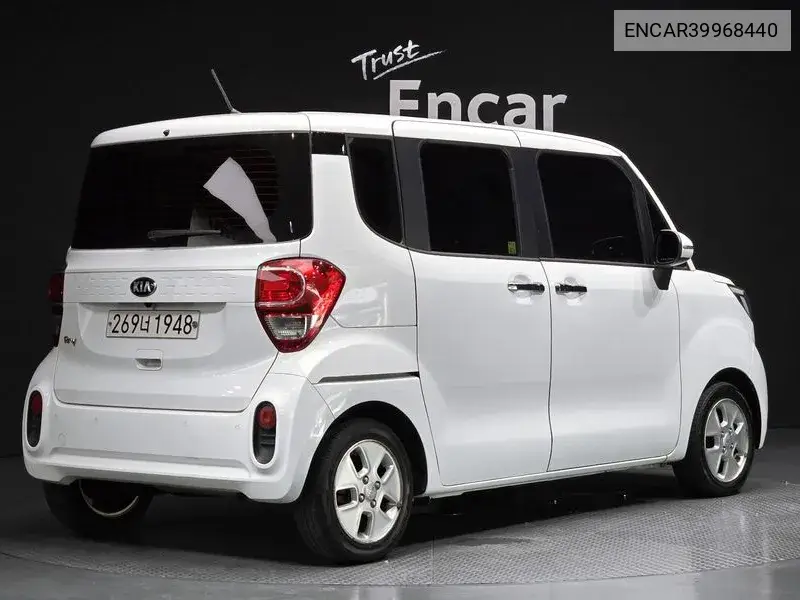 The New Ray Luxury VIN: ENCAR39968440 Lot: 39968440