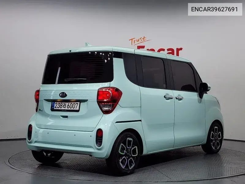 The New Ray Signature VIN: ENCAR39627691 Lot: 39627691