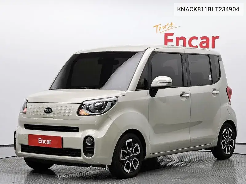 The New Ray Prestige VIN: KNACK811BLT234904 Lot: 39979434