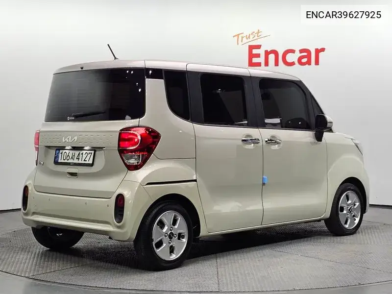 The New Ray Prestige VIN: ENCAR39627925 Lot: 39627925