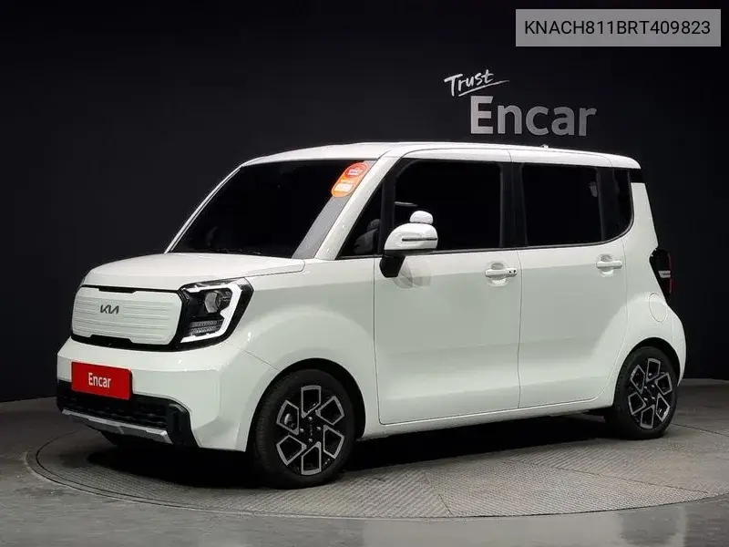 The New Kia Ray Signature VIN: KNACH811BRT409823 Lot: 39631888