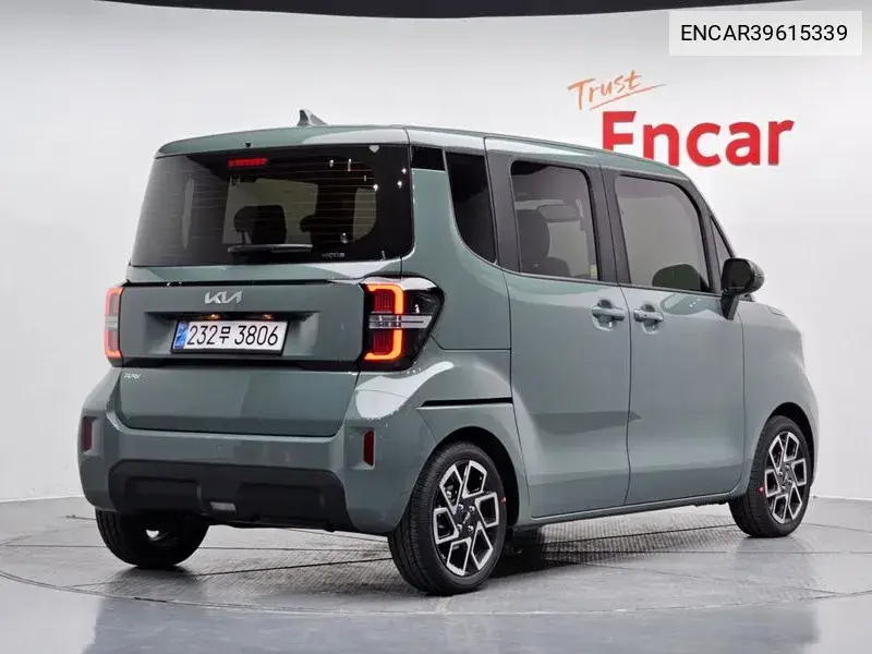 The New Kia Ray Signature VIN: ENCAR39615339 Lot: 39615339
