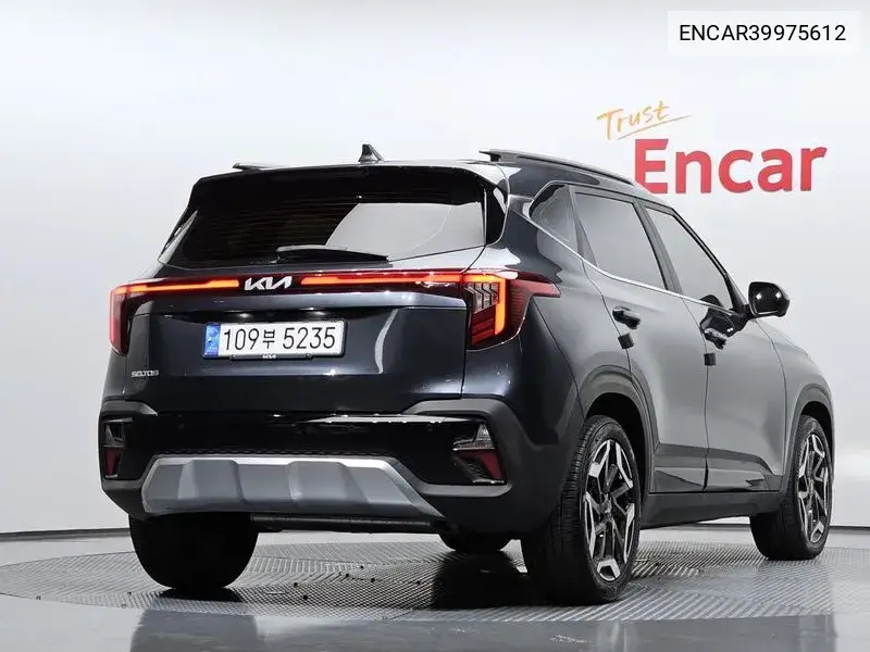 The New Celtos Gasoline 1.6 Turbo 2Wd Signature VIN: ENCAR39975612 Lot: 39975612