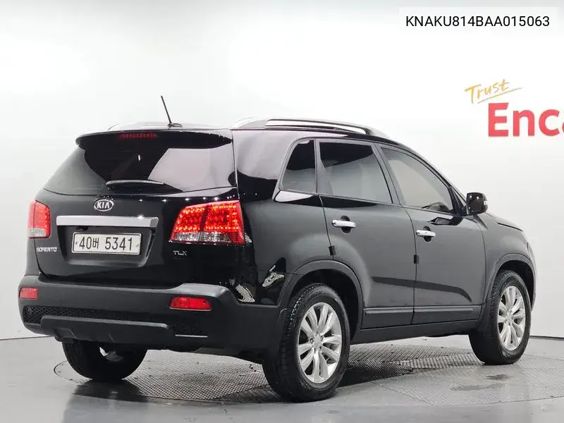 Sorento R Diesel 2.2 2Wd Tlx High -End Type VIN: KNAKU814BAA015063 Lot: 39976474