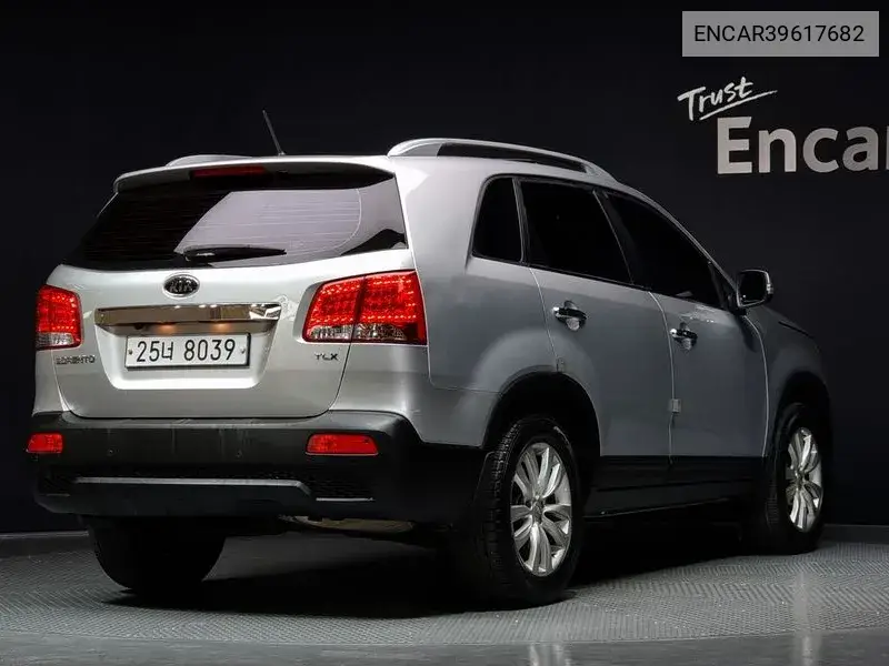 Sorento R Lpg 2.7 2Wd Tlx Is The Best VIN: ENCAR39617682 Lot: 39617682