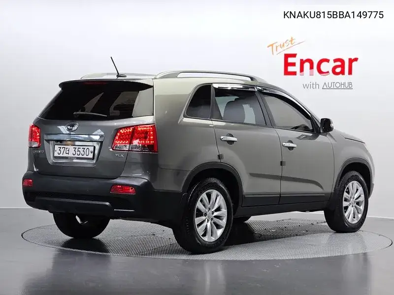 Sorento R Diesel 2.0 2Wd Tlx Is The Best VIN: KNAKU815BBA149775 Lot: 40135655