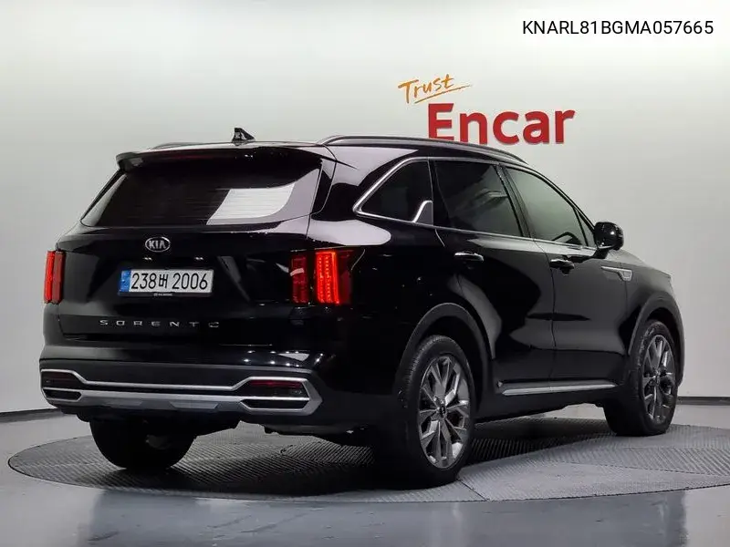 Sorento 4Th Generation Diesel 2.2 2Wd Signature VIN: KNARL81BGMA057665 Lot: 39964050