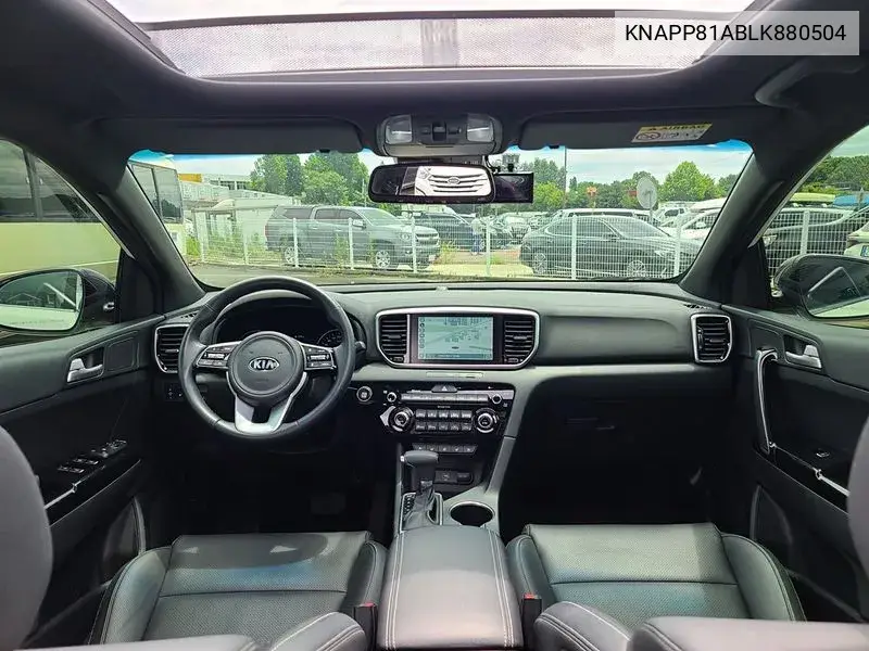 Sportage The Bold Gasoline 2.0 2Wd Signature VIN: KNAPP81ABLK880504 Lot: 40126315