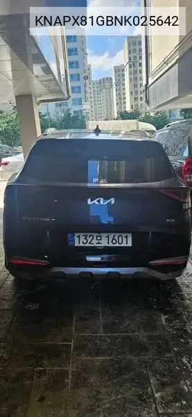Sportage 5Th Generation Hybrid Signature 2Wd VIN: KNAPX81GBNK025642 Lot: 40002849
