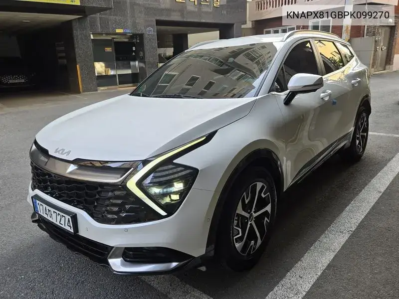 Sportage 5Th Generation Hybrid Signature 2Wd VIN: KNAPX81GBPK099270 Lot: 39646253