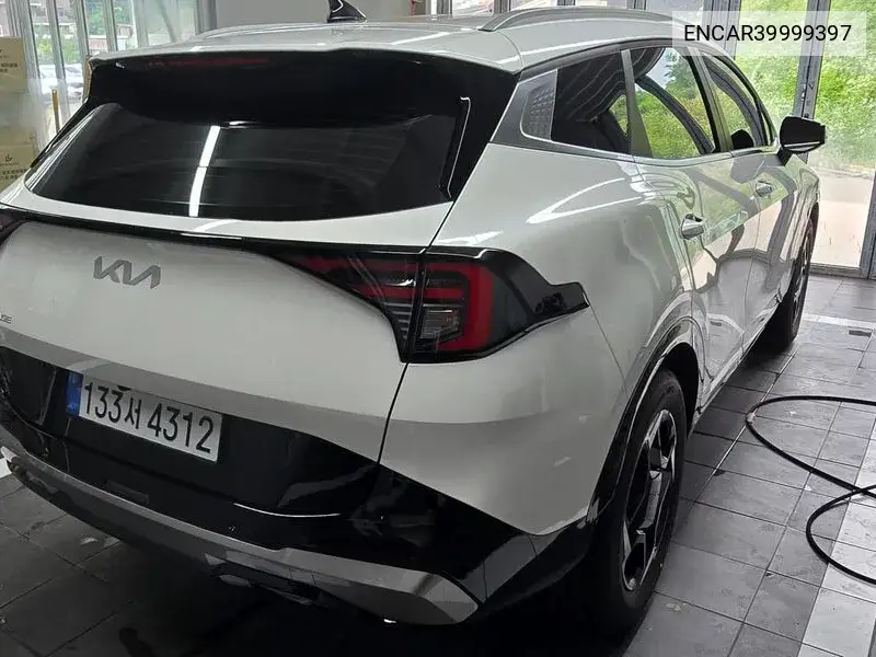 The New Sportage 5Th Generation Gasoline 1.6 Turbo 2Wd Noblesse VIN: ENCAR39999397 Lot: 39999397