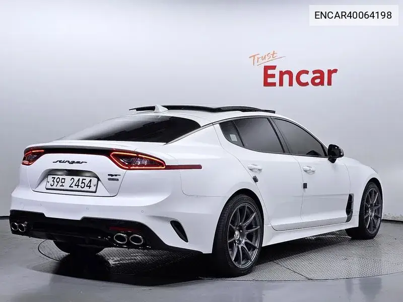 Stinger 3.3 Turbo Awd Gt VIN: ENCAR40064198 Lot: 40064198