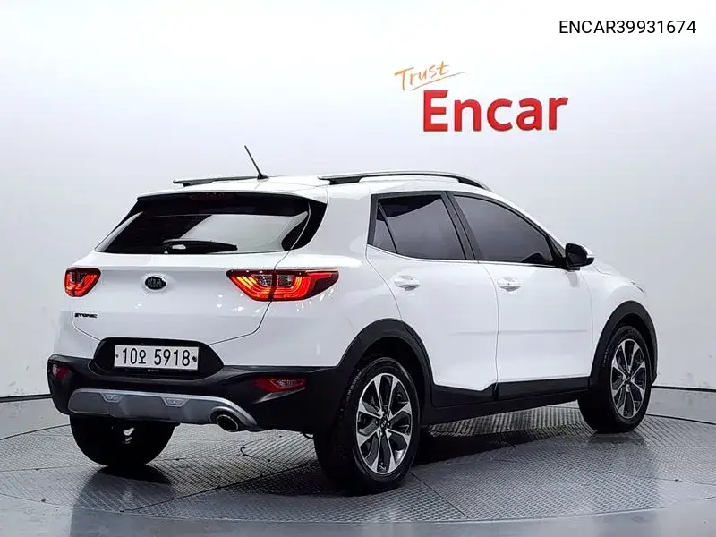Stonic 1.4 Trendy VIN: ENCAR39931674 Lot: 39931674