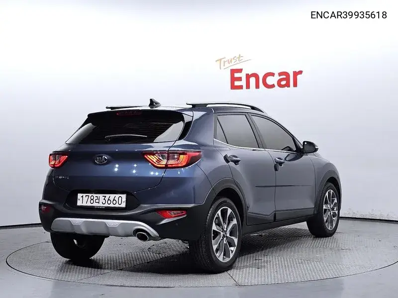 Stonic 1.4 Prestige VIN: ENCAR39935618 Lot: 39935618