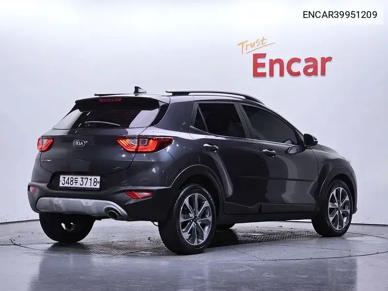 Stonic 1.4 Prestige VIN: ENCAR39951209 Lot: 39951209