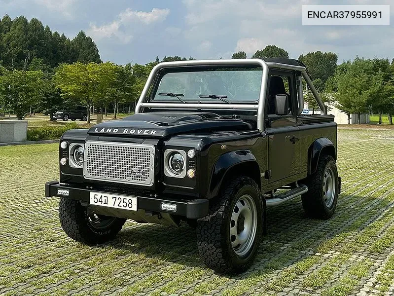 Defender 90 VIN: ENCAR37955991 Lot: 37955991