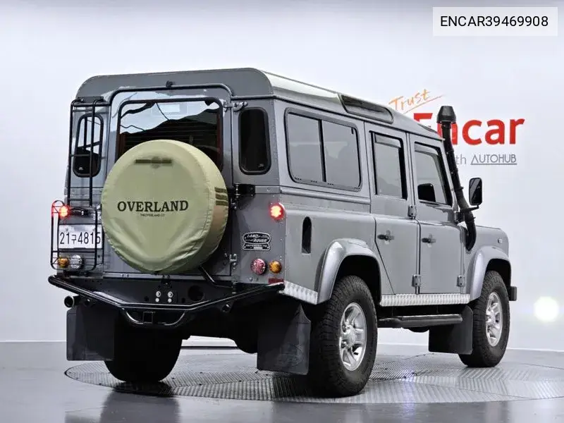 Defender 110 VIN: SALLDHMP8CA410925