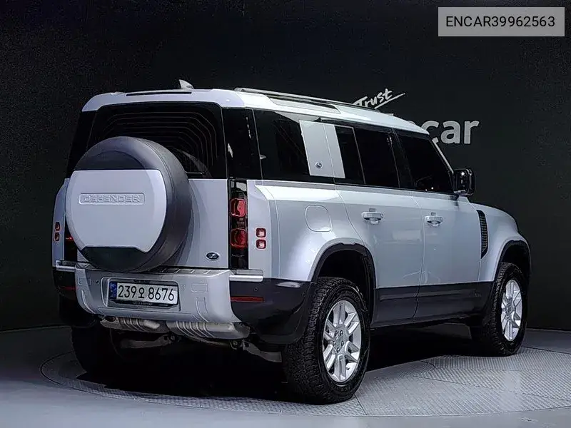 Defender (L663) 110 D240 S VIN: ENCAR39962563 Lot: 39962563