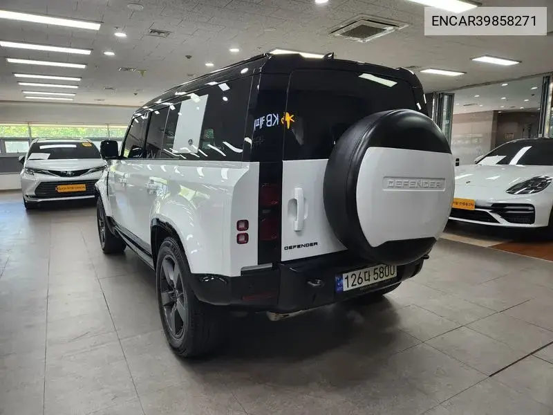 Defender (L663) 110 P300 X-Dynamic Se VIN: ENCAR39858271 Lot: 39858271