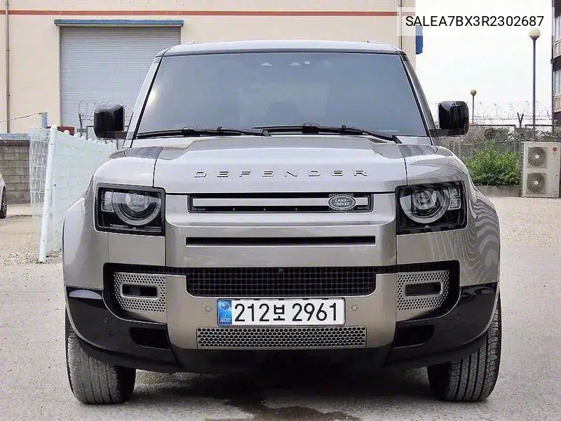 Defender (L663) 110 P300 X-Dynamic Se VIN: SALEA7BX3R2302687 Lot: 39861234