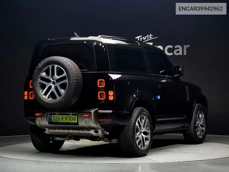 Defender (L663) 90 P400 X VIN: ENCAR39942962 Lot: 39942962