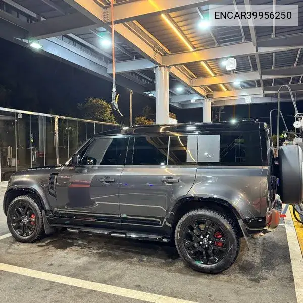 Defender (L663) 110 P400 X VIN: ENCAR39956250 Lot: 39956250