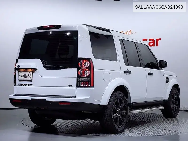 Discovery 4 3.0 Sdv6 Se VIN: SALLAAAG6GA824090 Lot: 39750737